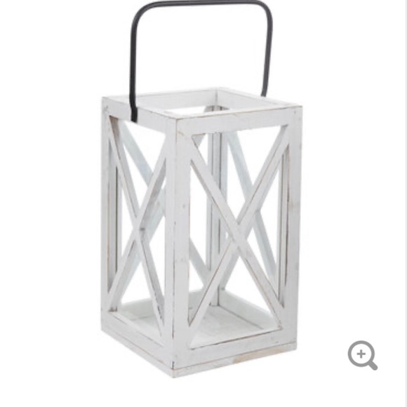 Rustic wood lantern - Picture 2 of 3